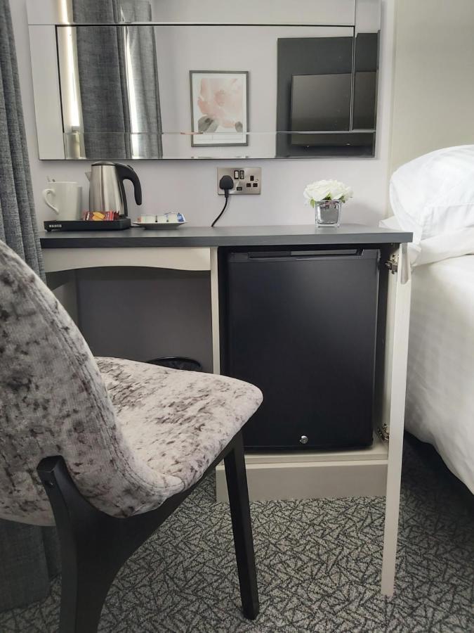 Dean Park Hotel Керкколди Экстерьер фото