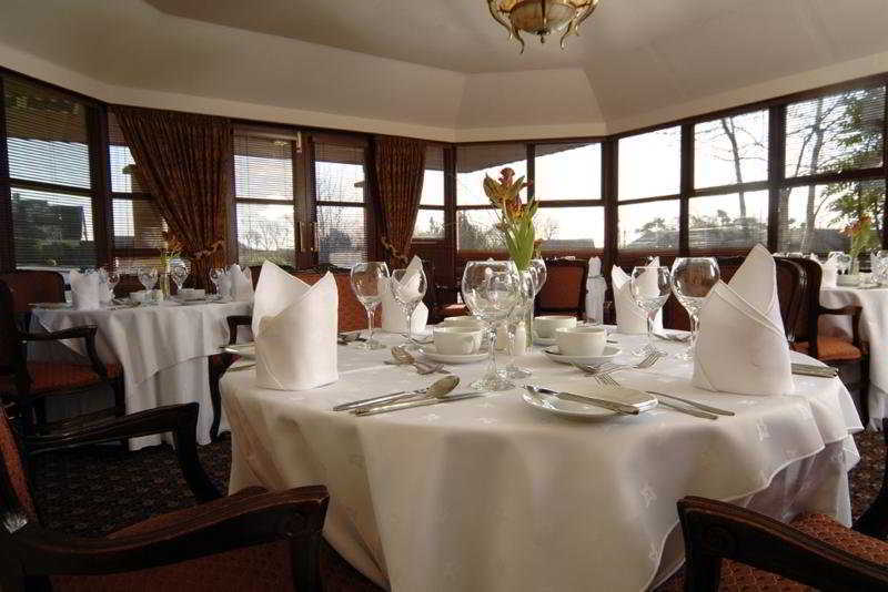 Dean Park Hotel Керкколди Экстерьер фото