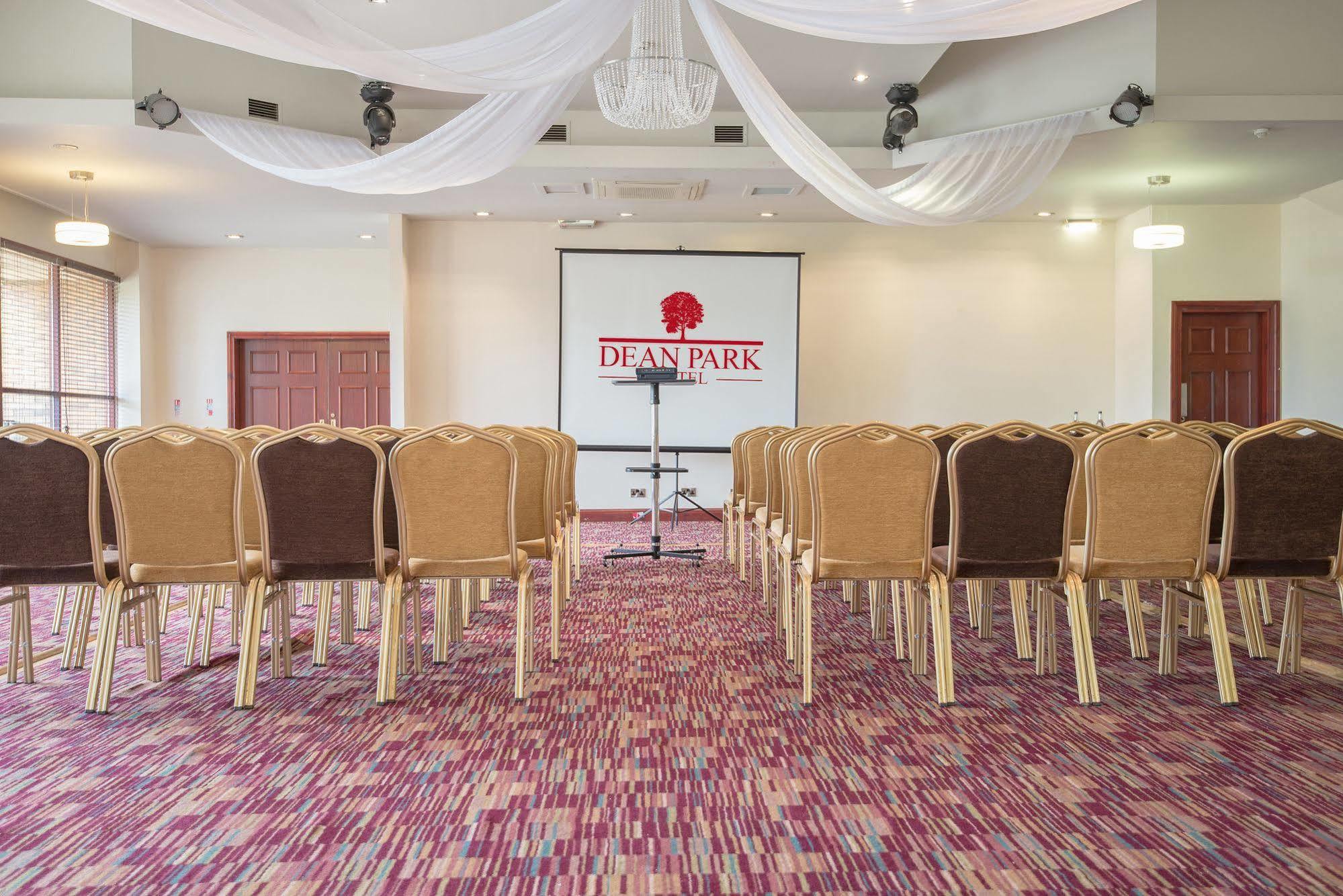 Dean Park Hotel Керкколди Экстерьер фото